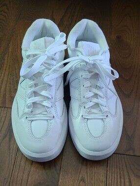 New CT302 New Balance  Leather Upper White Sneakers Women's Size 8.5